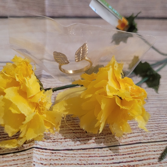 💍Wings Gold Cuff Ring ✨️ - Picture 2 of 8